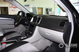 通用雪佛兰-科帕奇-2.4 AT 5座城市导航版