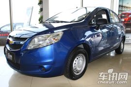 通用雪佛兰-赛欧-1.2L 手动理想版