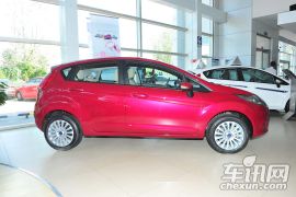 长安福特-嘉年华-两厢 1.5自动时尚型