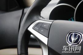 长安汽车-长安逸动EADO-1.6L MT 尊贵型