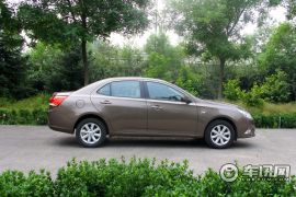 宝骏-宝骏630-1.5L 自动精英型