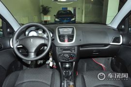 东风标致-标致207-两厢 1.4L 手动品乐版