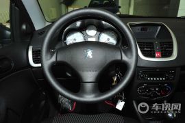 东风标致-标致207-两厢 1.4L 手动品乐版