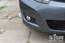 众泰汽车-众泰Z300-1.5 尊贵型