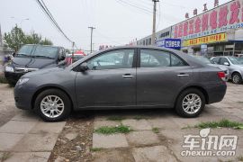 众泰汽车-众泰Z300-1.5 尊贵型