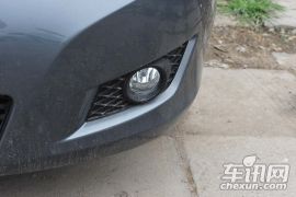 众泰汽车-众泰Z300-1.5 尊贵型