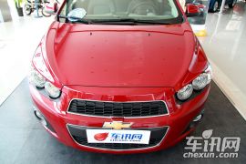 通用雪佛兰-爱唯欧-三厢 1.6 AT SX