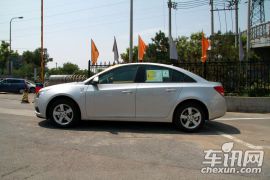 通用雪佛兰-科鲁兹-1.6 SE AT 变形金刚版