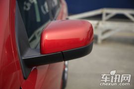 路虎-神行者2代-2.0T Si4 HSE汽油款