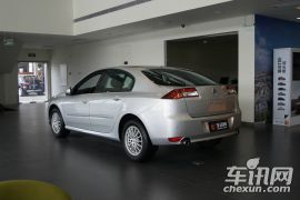 雷诺-拉古那-2.0T 舒适版