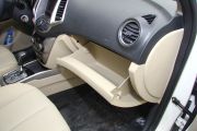 长安汽车-长安逸动EADO-1.6L AT 尊贵型