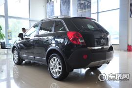 欧宝-安德拉-2.4 豪华四驱版