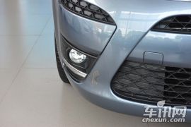 雪铁龙-大C4毕加索-2.0 豪华型