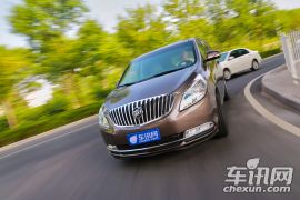 通用别克-别克GL8-3.0L GT豪华商务豪雅版