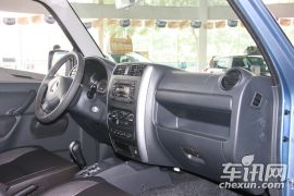 铃木-吉姆尼-1.3 AT Mode3