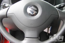 铃木-吉姆尼-1.3 AT JLX