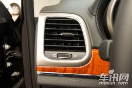 吉普-大切诺基-3.6 旗舰导航版