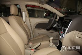 奇瑞汽车-风云2-1.5 两厢 豪华型