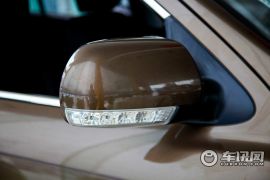 现代-新胜达（进口）-2.4 豪华版 七座四驱