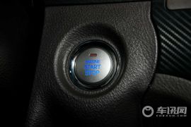 现代-新胜达（进口）-2.4 豪华版 七座四驱