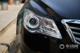 上海汽车-荣威950-2.4L 豪华行政版