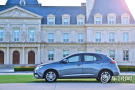 上海汽车-MG5-1.5L AT领航版