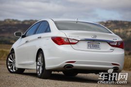 索纳塔八2.0T版 运动能力升级