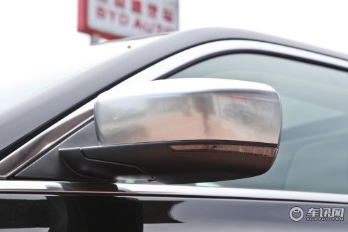 克莱斯勒 克莱斯勒300C