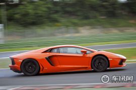 兰博基尼2013款 Aventador LP700-4
