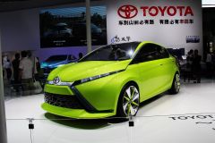 丰田-两厢Dear概念车