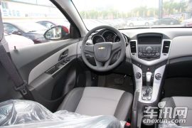 通用雪佛兰-科鲁兹-1.6 SL天地版 AT