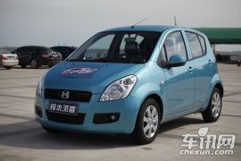 昌河铃木-派喜Splash-1.4 尊贵型