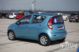 昌河铃木-派喜Splash-1.4 尊贵型