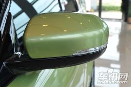 路虎-极光-2.0T 5门耀致版