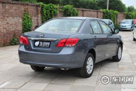 比亚迪-比亚迪L3-1.5手动尊贵型