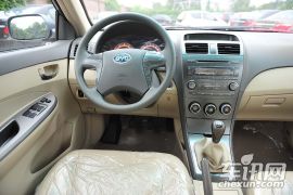 比亚迪-比亚迪L3-1.5手动尊贵型