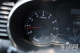 东风悦达起亚-起亚K5-2.0L DLX AT 十周年特别版