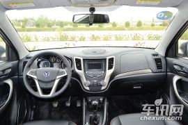 长安汽车-长安CS35-1.6MT豪华型