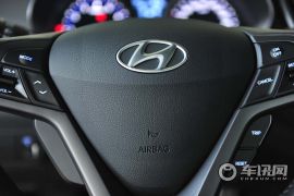 现代-Veloster飞思- 1.6T 自动豪华版