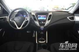 现代-Veloster飞思-1.6L 自动尊享版