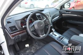 斯巴鲁-傲虎-2.5i 豪华版