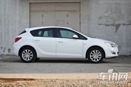 通用别克-英朗-XT 1.6L 自动时尚版