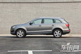 奥迪-奥迪Q7-3.0 TFSI 舒适型(245kW)