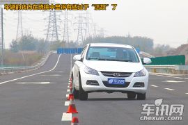 江淮汽车-和悦-测试1.5L MT尊逸运动型