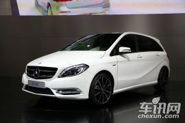 奔驰-奔驰B200