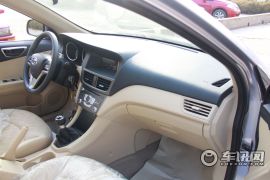 东南汽车-东南V5-1.5L 手动舒适型