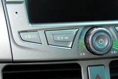 比亚迪-比亚迪M6