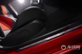 海外版福特嘉年华ST