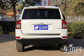 Jeep-指南者-2.4L 运动版