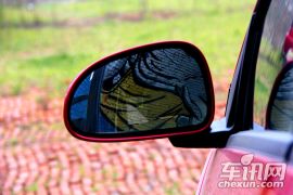 奇瑞汽车-风云2-两厢 1.5L 手动锐意版